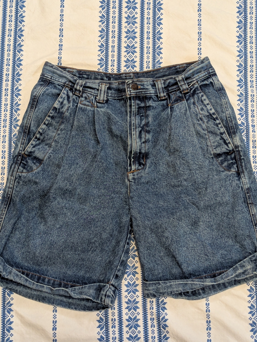 Vintage 90s Pleated Denim Jorts Size 36 - Texas Brand